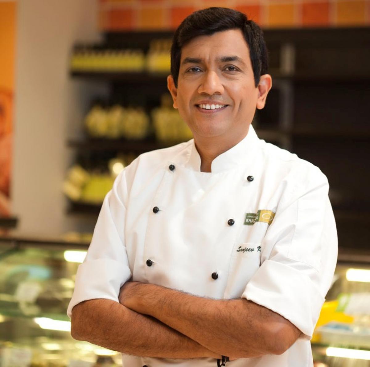 Sanjeev Kapoor talks food, recipes with fans online